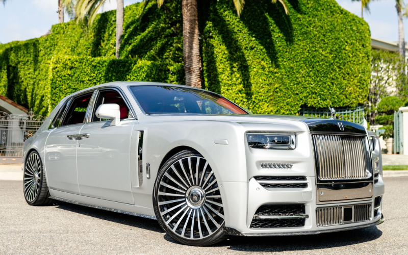 2023 Rolls Royce Phantom