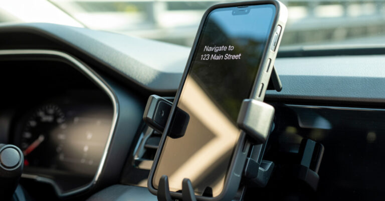 best car phone mount for thick cases holding smartphone with GPS in car